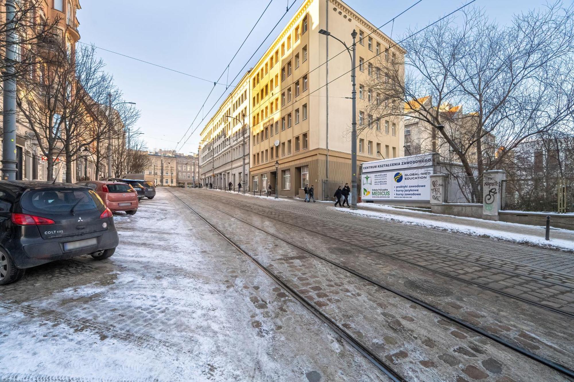 Jasne Studia Very Berry W Centrum Poznania By Noclegi Renters Esterno foto